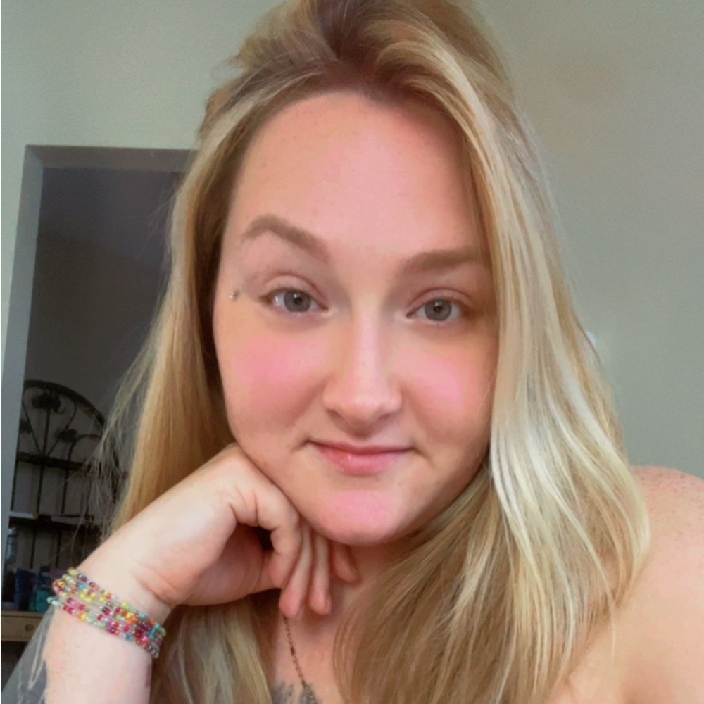 Meet your Posher, Jocelyn